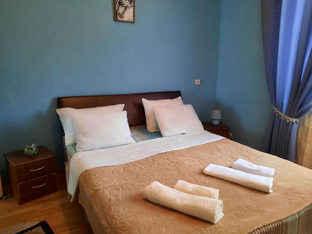 Sisi Guest House Koutaïssi Extérieur photo