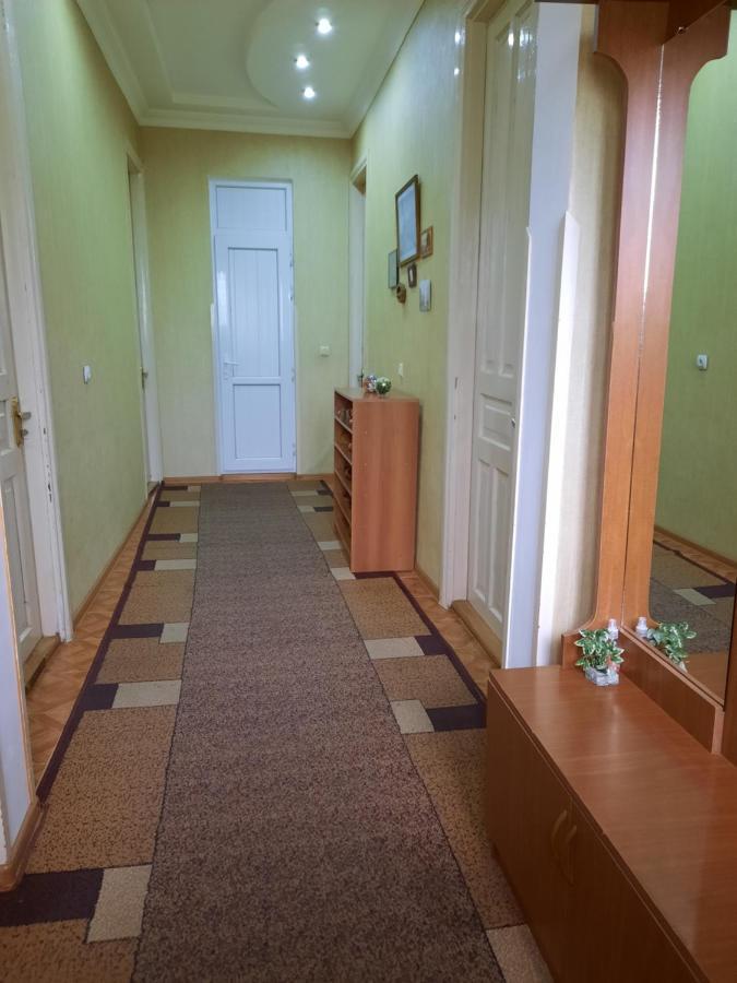 Sisi Guest House Koutaïssi Extérieur photo