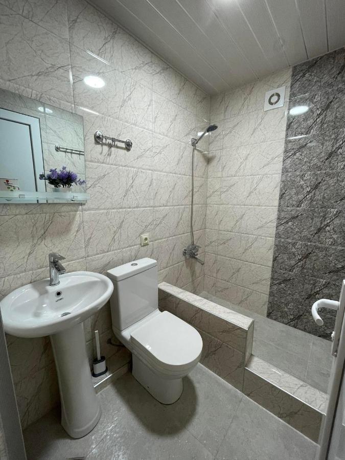 Sisi Guest House Koutaïssi Extérieur photo